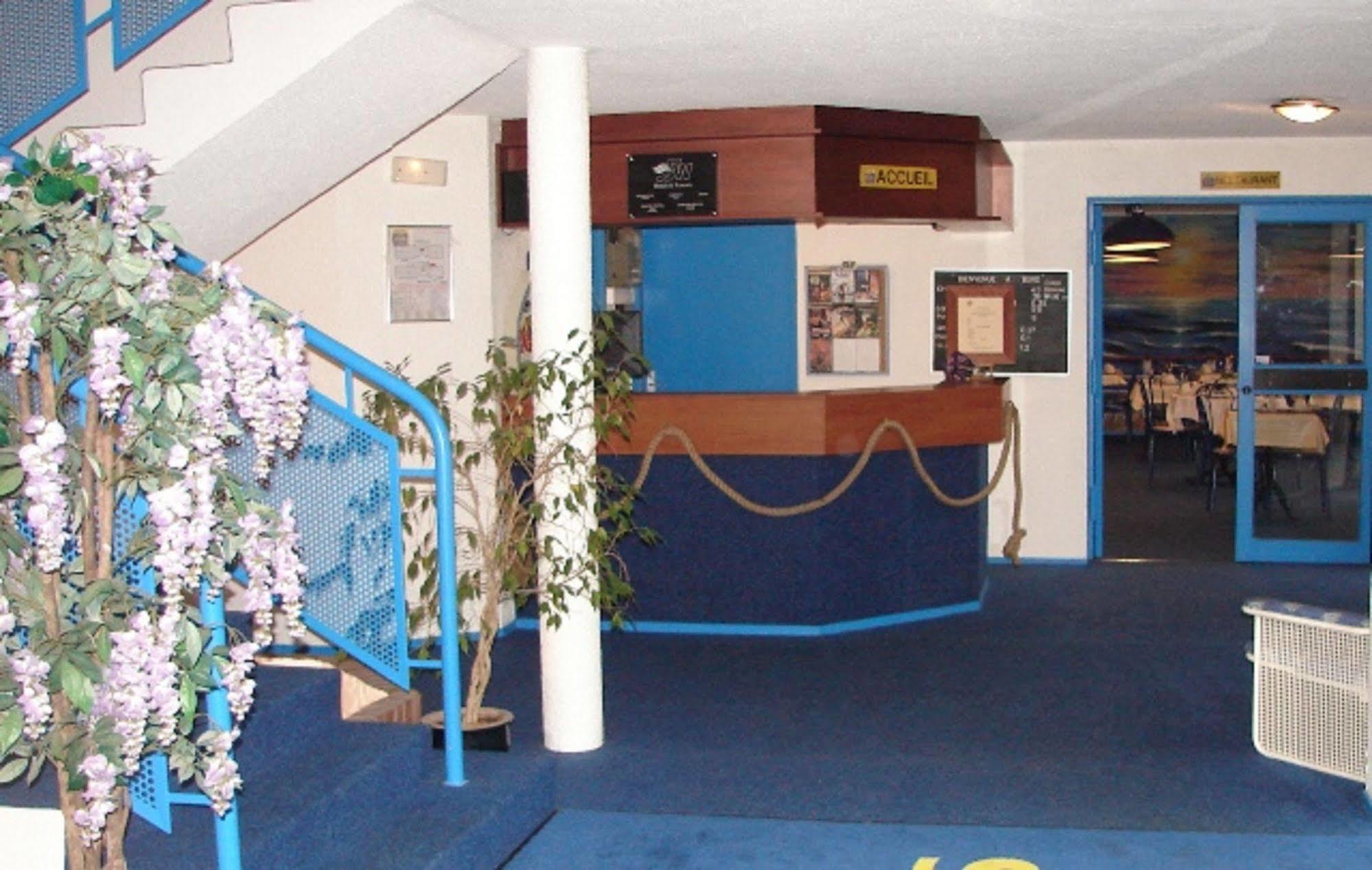 Hotel Du Stade Ex Kyriad Direct Lille Est Stade Pierre Mauroy Βιλνέβ ντ' Ασκ Εξωτερικό φωτογραφία