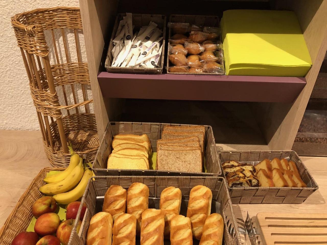 Hotel Du Stade Ex Kyriad Direct Lille Est Stade Pierre Mauroy Βιλνέβ ντ' Ασκ Εξωτερικό φωτογραφία